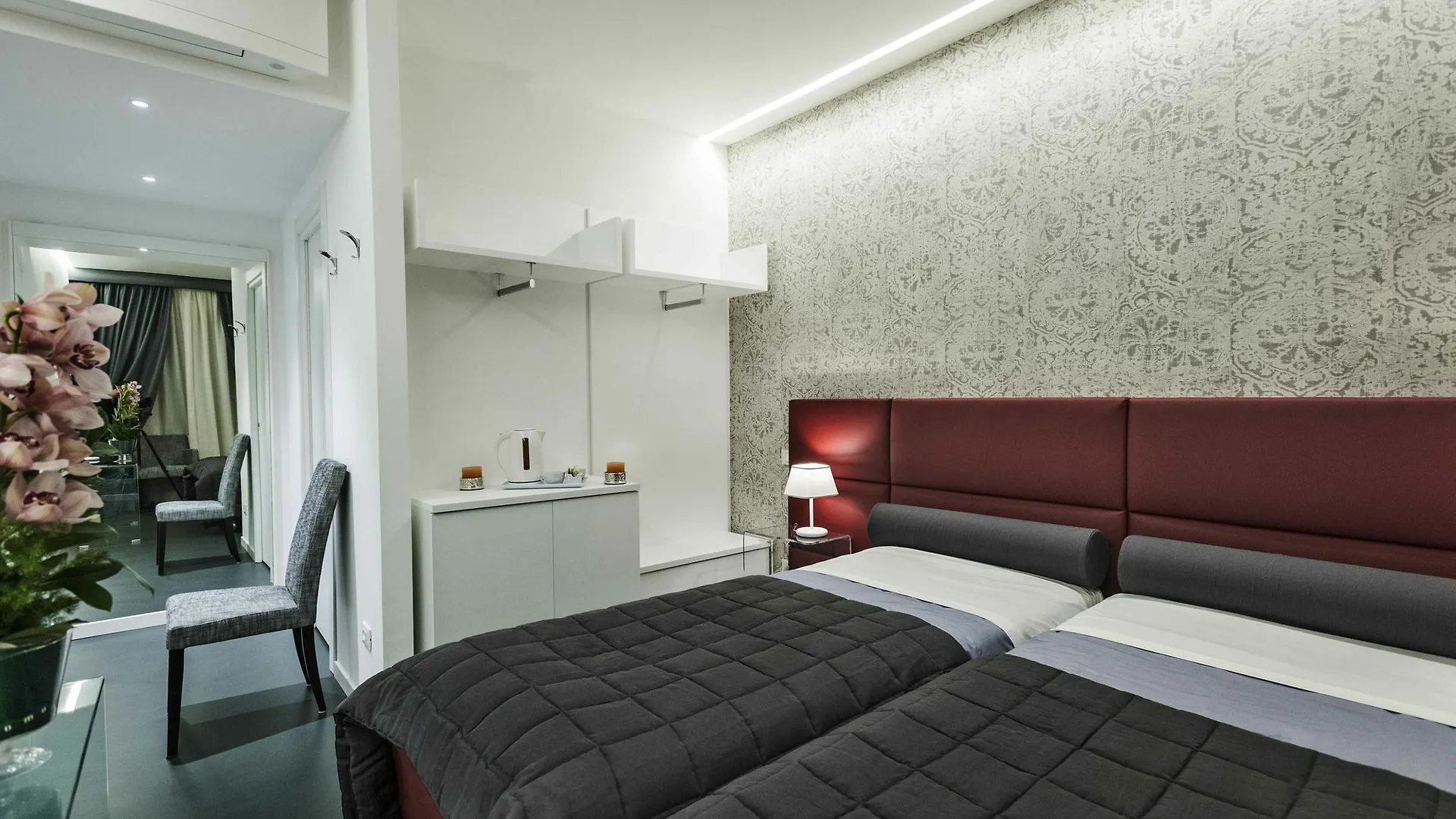 Residenza Monfy Hotel Rome Guest house