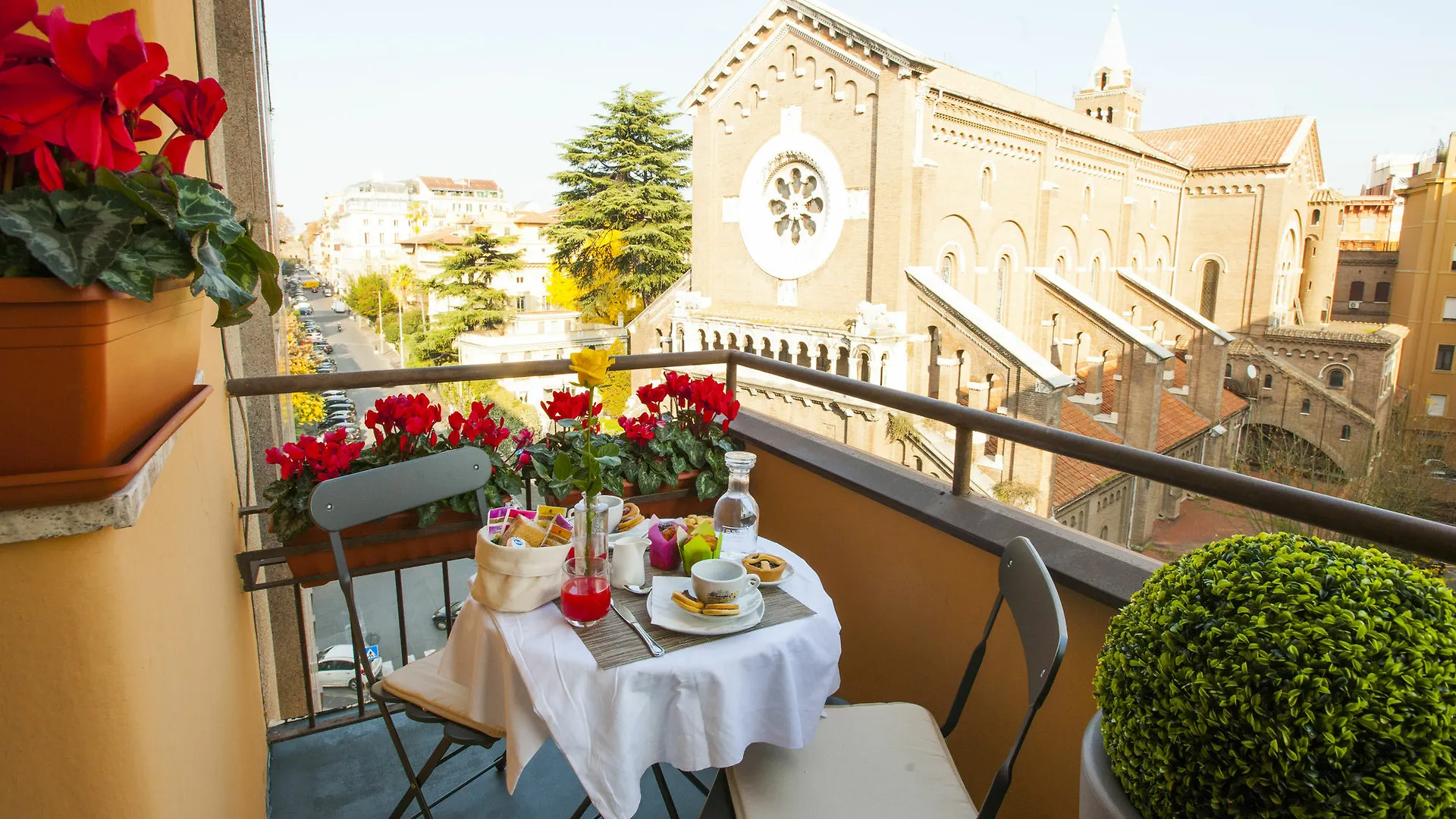 Residenza Monfy Hotel Rome Guest house