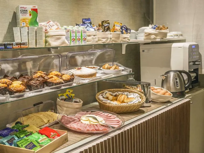 Residenza Monfy Hotel Rome Guest house